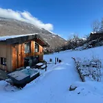 Les 3 Marmottes, 12 Personnes, Jacuzzi クールシュヴェル