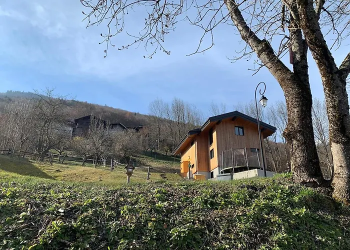 Les 3 Marmottes, 12 Personnes, Jacuzzi Horská chata *