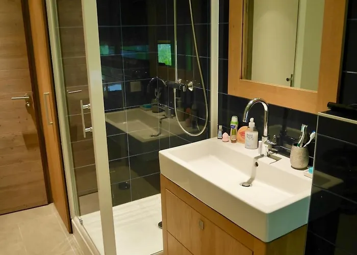 Les 3 Marmottes, 12 Personnes, Jacuzzi Courchevel